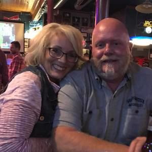 Meet your Posher, Dana